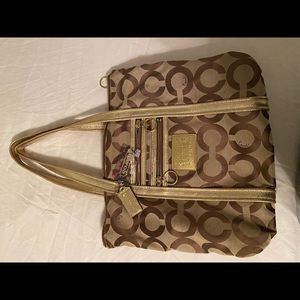 Coach Poppy Tote
